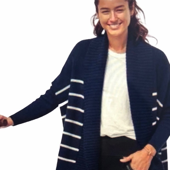 Athleta Sweaters - Athleta Peaceful Wrap Oversized Cardigan, Size M